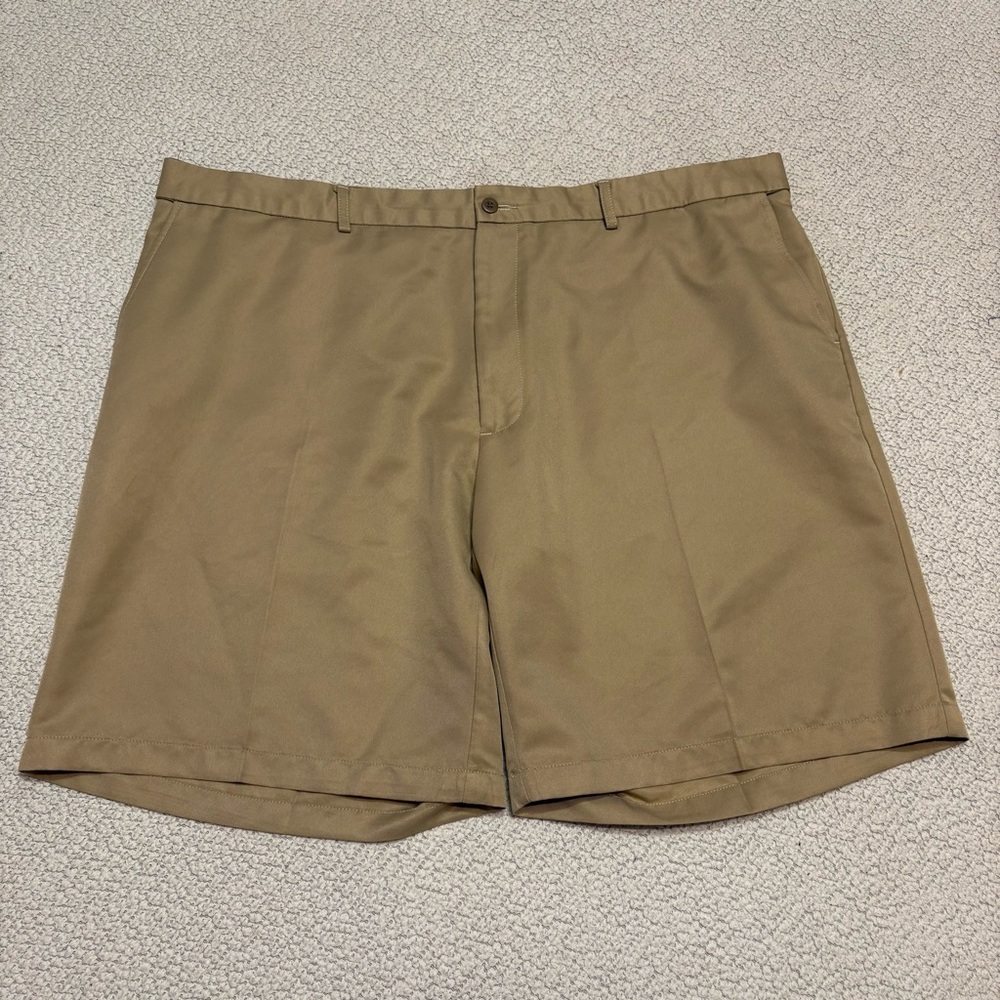 Savane Men's Khaki Flat Front Dress Shorts Size 44 Polyester‎ Casual Golf